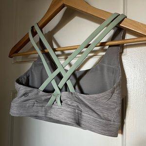 Lululemon energy sports bra